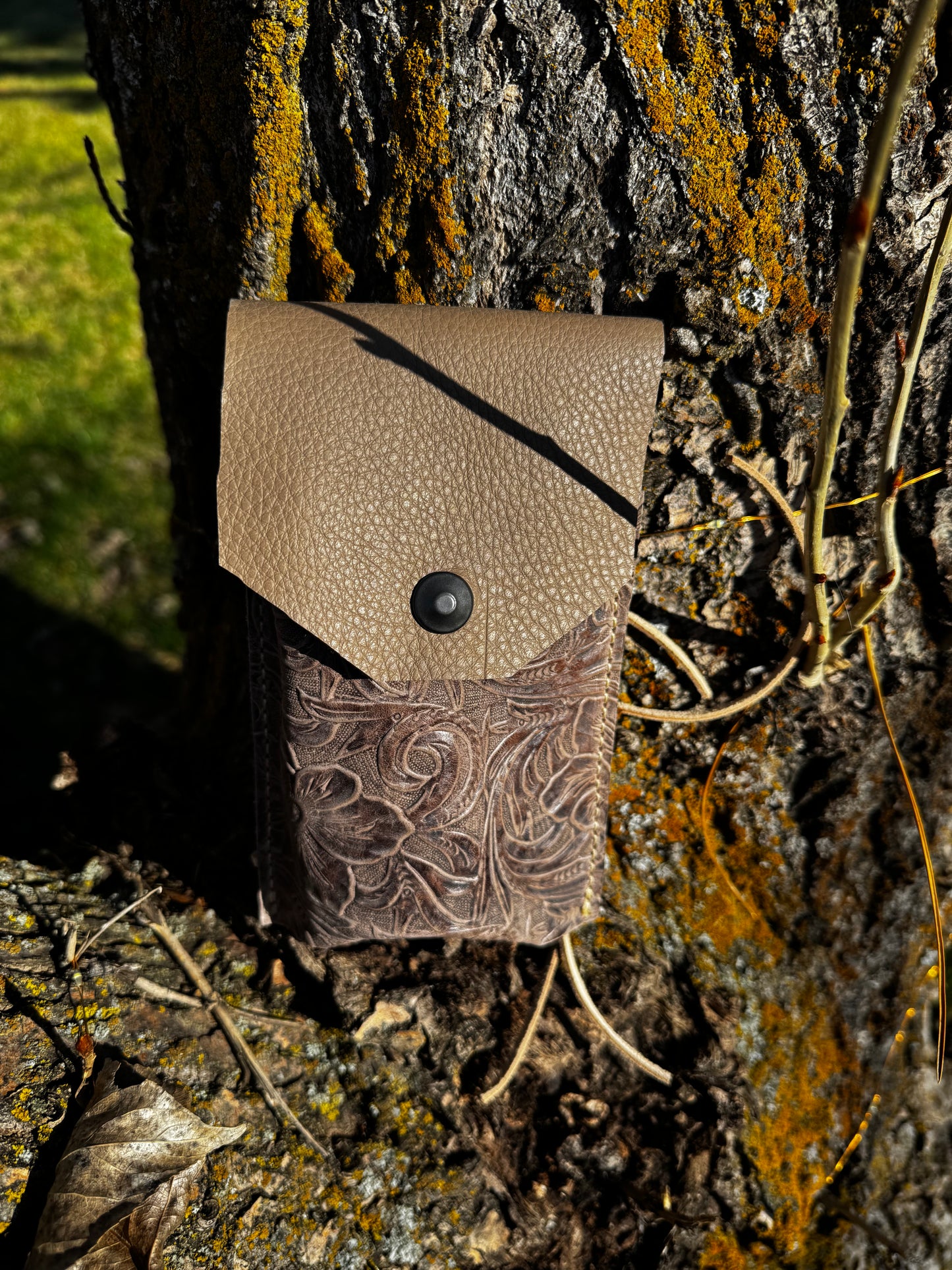 Leather Cellphone Pouch