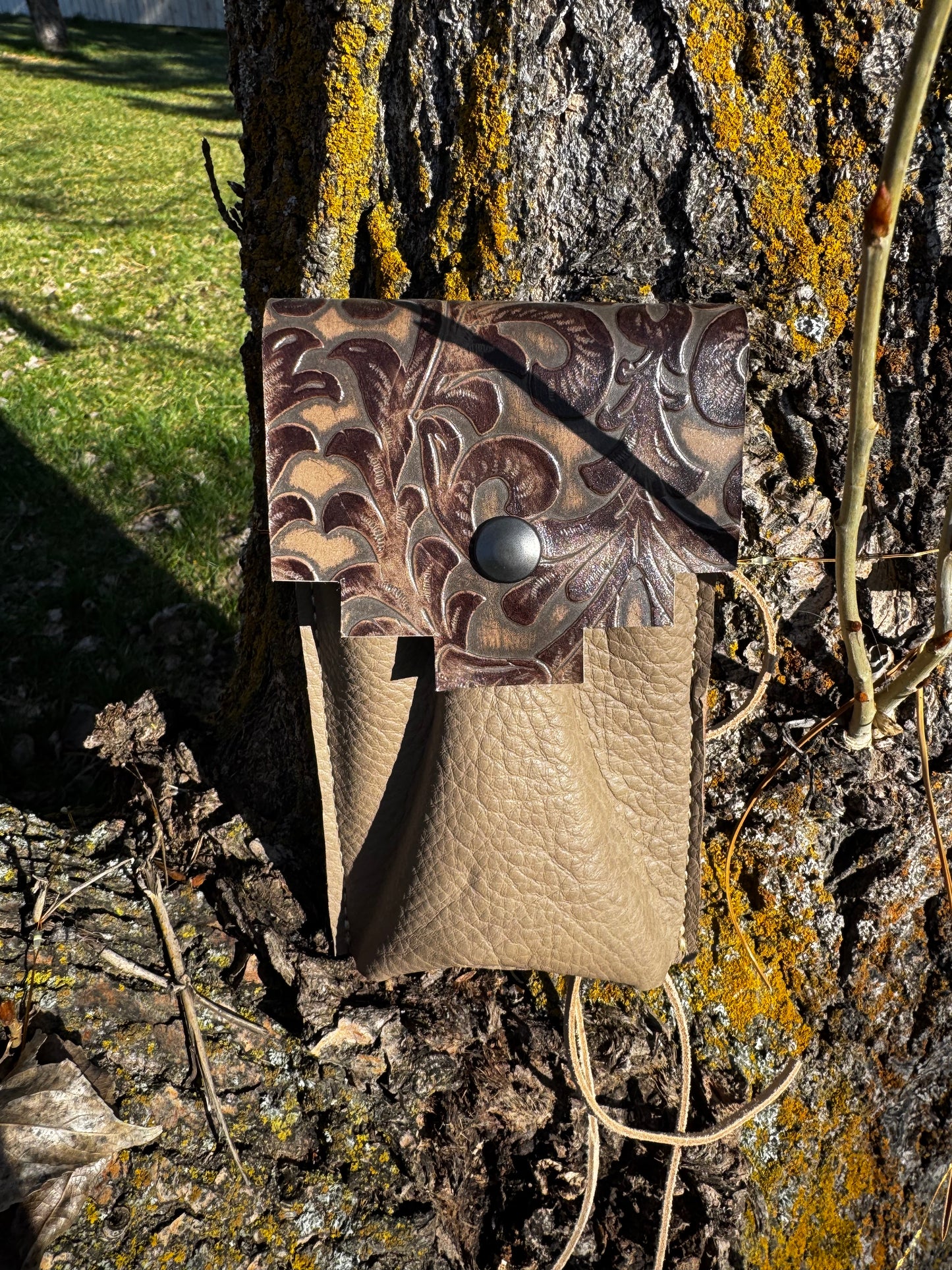 Leather Cellphone Pouch