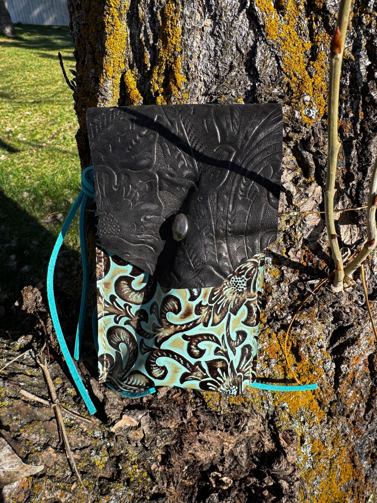 Leather Cellphone Pouch